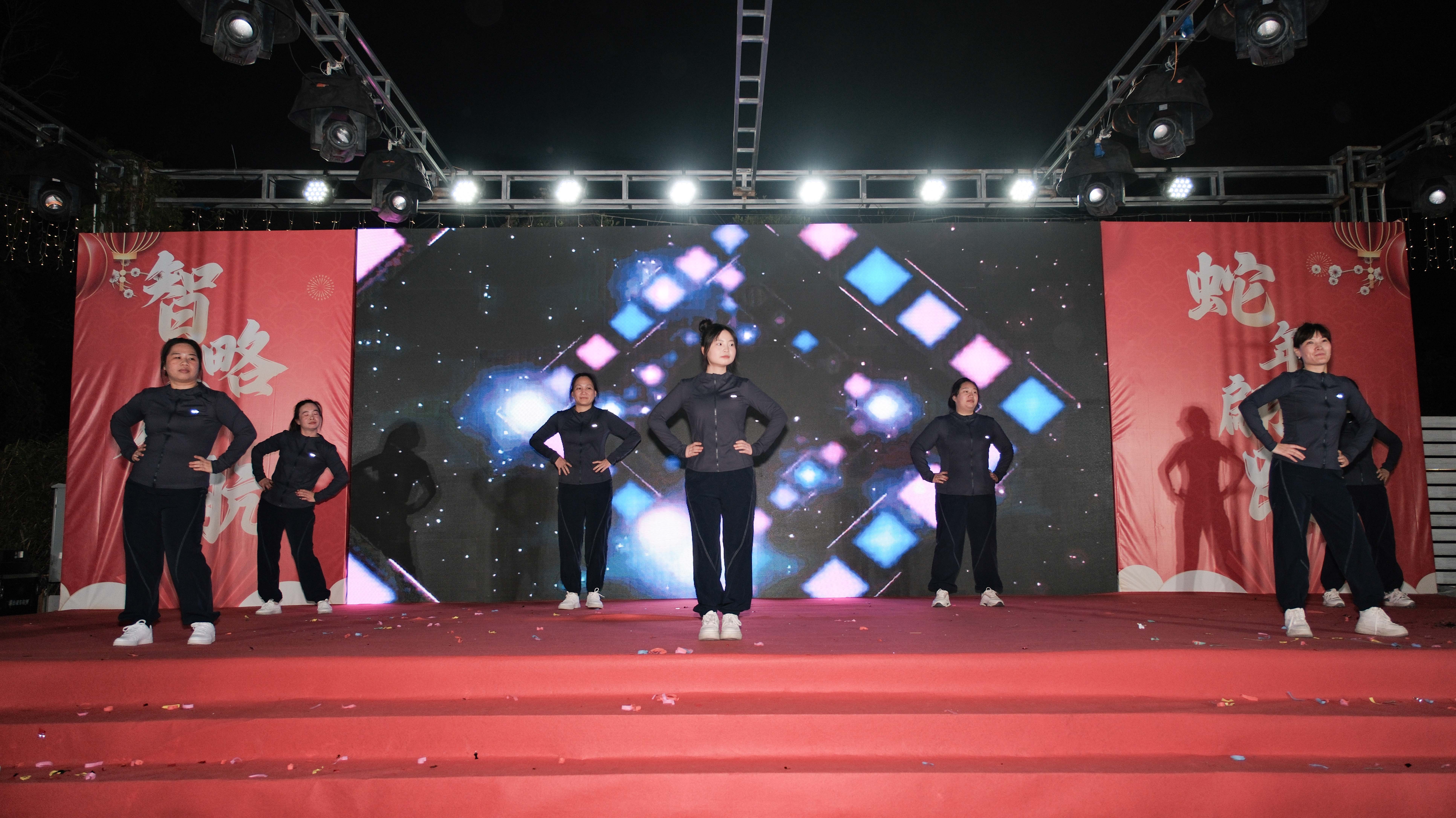 久信達(dá)科技2024年年會(huì)圓滿(mǎn)落幕：感恩同行，共創(chuàng)環(huán)保新未來(lái)，乘風(fēng)破浪，夢(mèng)想起航(圖10)